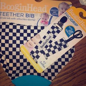 COPY - Teether Bib & Paci Grip Set